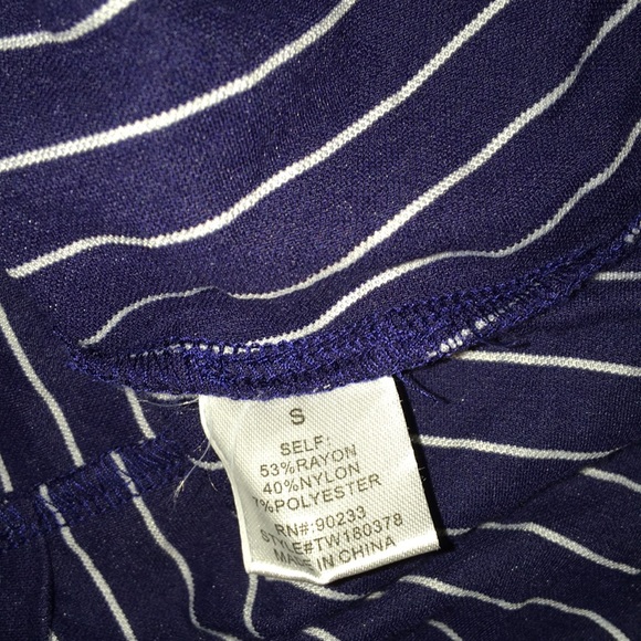 Navy with white stripes cropped button front top - Picture 4 of 4